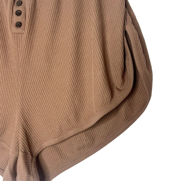 Madewell Waffle Knit Camel Shorts & Top Lounge Set - Picture 9 of 11